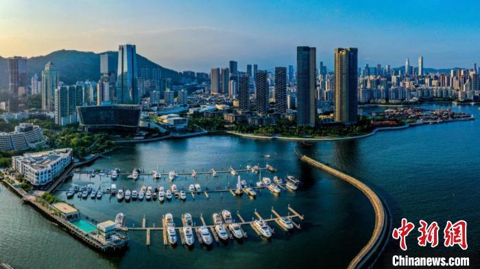 深圳市蛇口濱海文化創(chuàng)意街區(qū)。 廣東省文旅廳 供圖